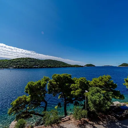 By The Sea Ubli, Lastovo - 8344