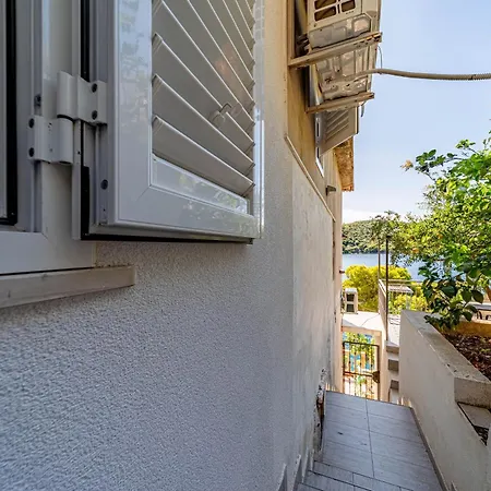 By The Sea Ubli, Lastovo - 8344 *